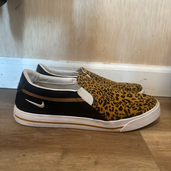 Nike Leopard Print Slip-On Sneakers - Picture 1 of 4